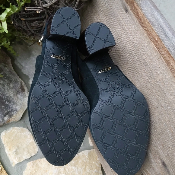 Vionic Perk Lacey Suede and Tortoise Bootie with Concealed Orthotic Support - Picture 8 of 12